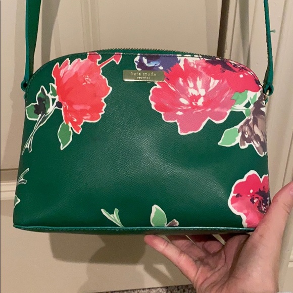 kate spade Handbags - KATE SPADE green floral crossbody bag